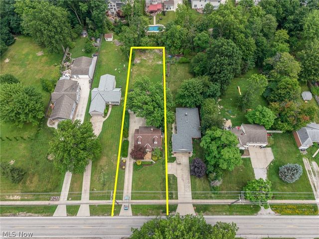 1455 Canterbury Road, Westlake, OH 44145