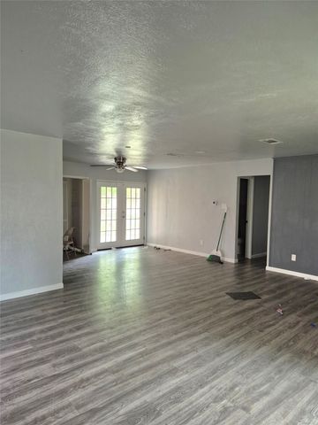 631 Cove Hollow Drive, Dallas, TX 75224