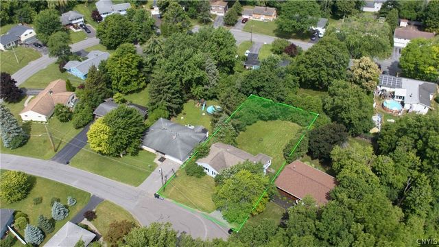 105 Haddonfield Place, Dewitt, NY 13214