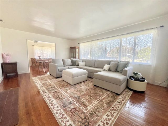 729 N California, San Gabriel, CA 91775