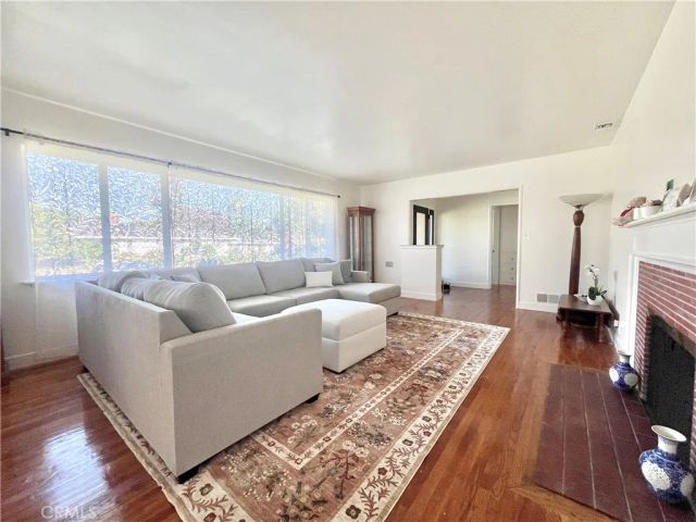 729 N California, San Gabriel, CA 91775