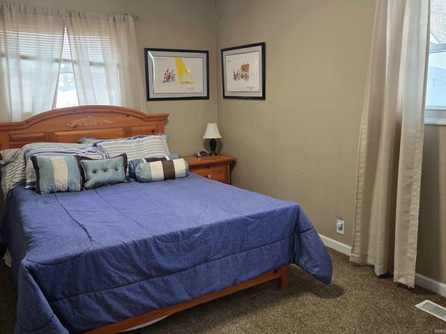 1921 Piedmont Way, South Bend, IN 46614