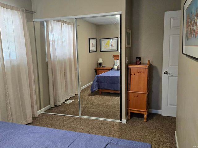 1921 Piedmont Way, South Bend, IN 46614