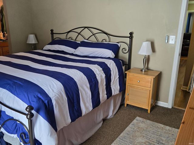 1921 Piedmont Way, South Bend, IN 46614