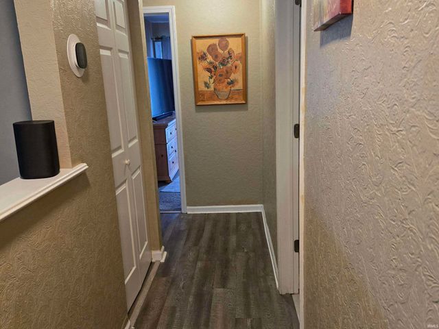 1921 Piedmont Way, South Bend, IN 46614