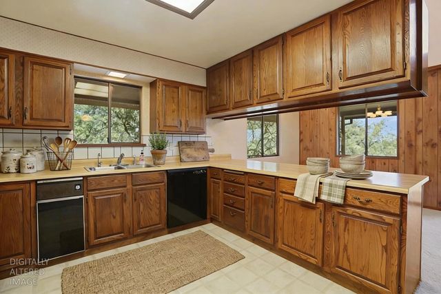 4927 Treosti Pl, Valley Springs, CA 95252