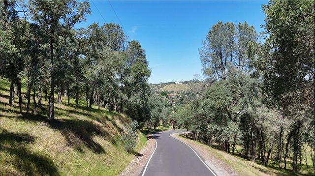 4927 Treosti Pl, Valley Springs, CA 95252