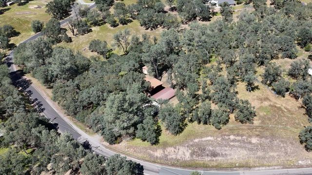 4927 Treosti Pl, Valley Springs, CA 95252