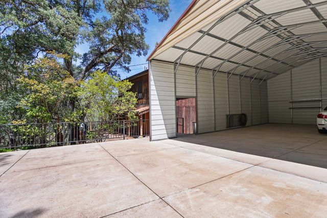 4927 Treosti Pl, Valley Springs, CA 95252