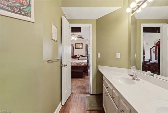 8984 Stamford Club Court, King, NC 27045