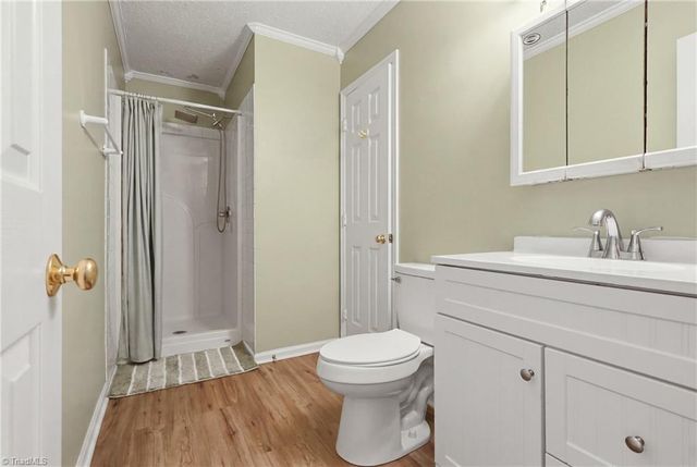 8984 Stamford Club Court, King, NC 27045