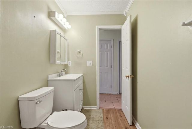 8984 Stamford Club Court, King, NC 27045