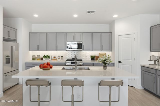 9964 W MITCHELL Avenue, Avondale, AZ 85392