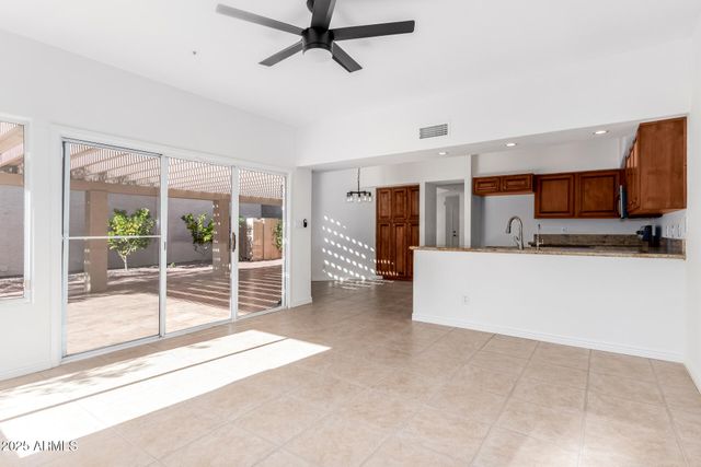 10289 E CELTIC Drive, Scottsdale, AZ 85260