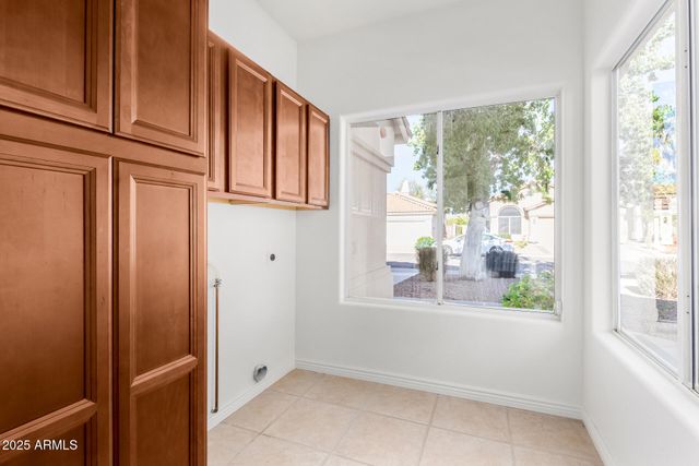 10289 E CELTIC Drive, Scottsdale, AZ 85260