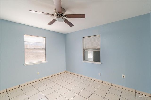 228 E Saint John Drive, Pharr, TX 78577