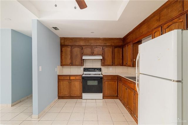 228 E Saint John Drive, Pharr, TX 78577