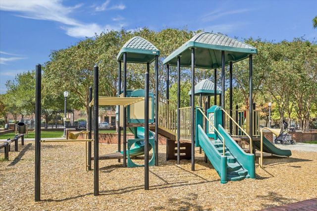 1810 Gillette Street, Houston, TX 77019