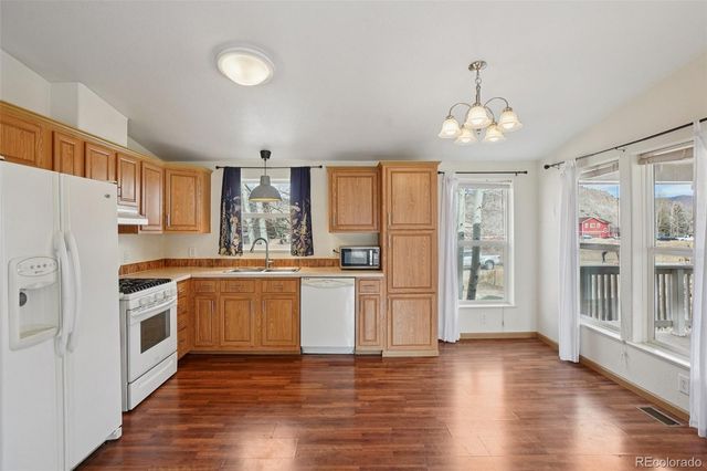 133 E Grand Avenue, Hot Sulphur Springs, CO 80451