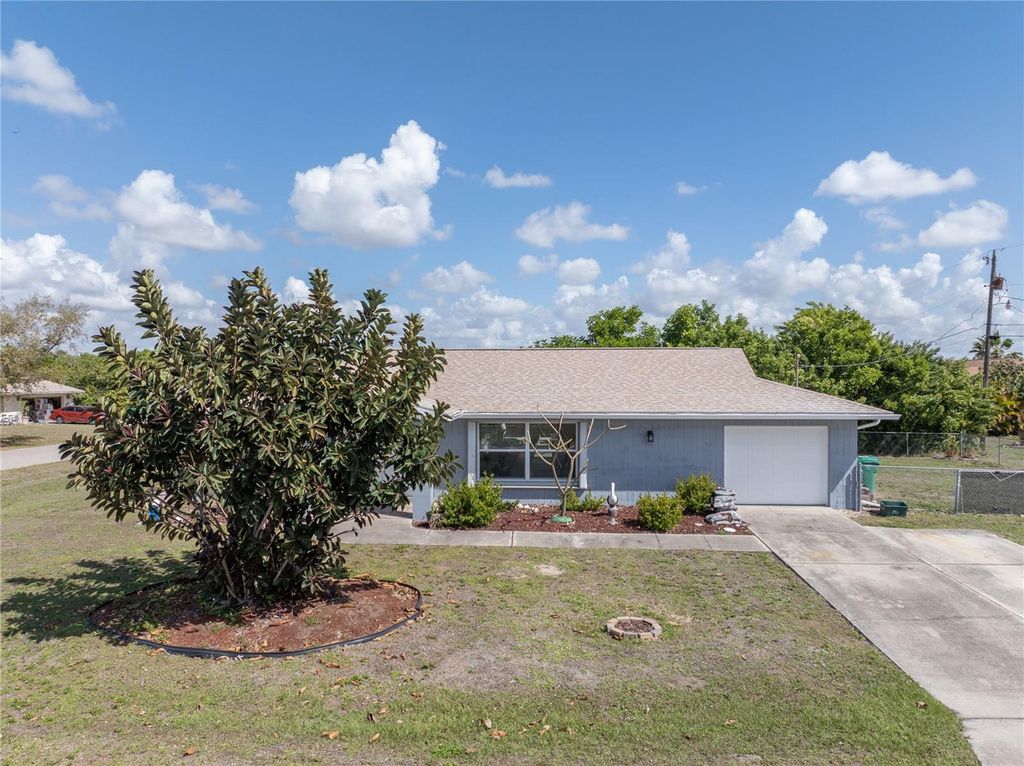 Image 32 of property listing at 21459 HIGGS DRIVE, Port Charlotte, FL 33952