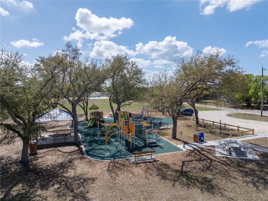 Image 42 of property listing at 21459 HIGGS DRIVE, Port Charlotte, FL 33952