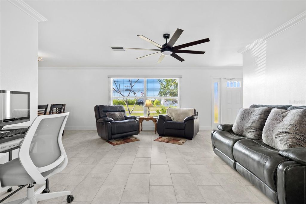 Image 7 of property listing at 21459 HIGGS DRIVE, Port Charlotte, FL 33952