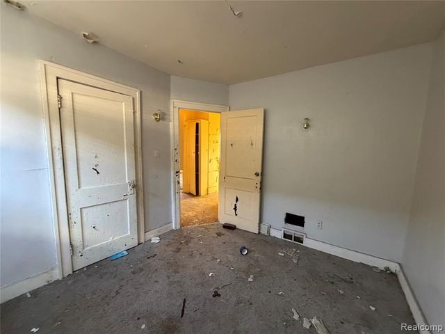 11383 Ohio Street, Detroit, MI 48204