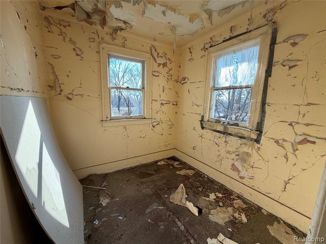 11383 Ohio Street, Detroit, MI 48204