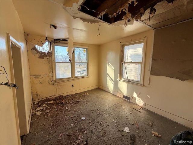 11383 Ohio Street, Detroit, MI 48204