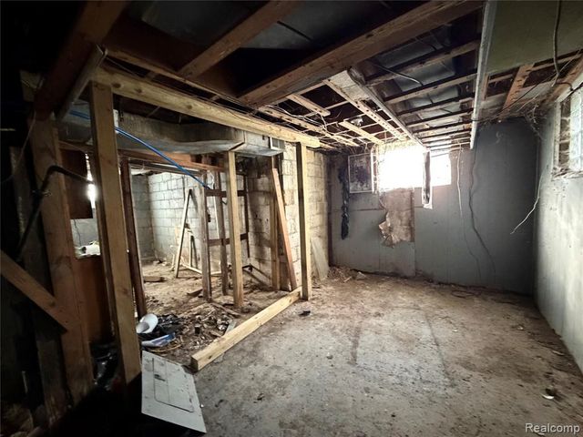 11383 Ohio Street, Detroit, MI 48204