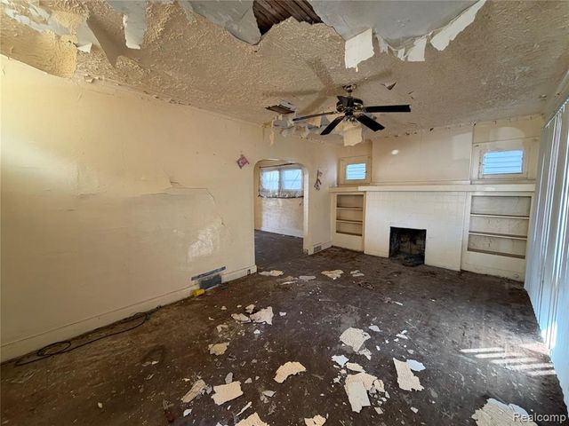 11383 Ohio Street, Detroit, MI 48204