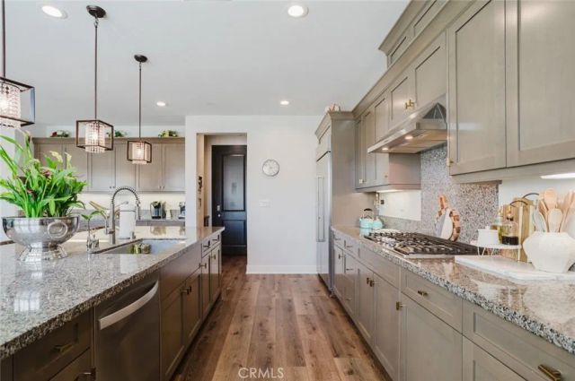 18930 Carranza Lane, Saugus, CA 91350