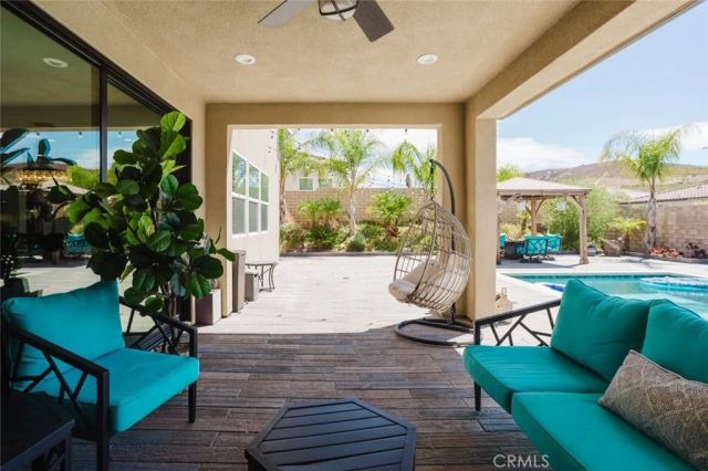 18930 Carranza Lane, Saugus, CA 91350