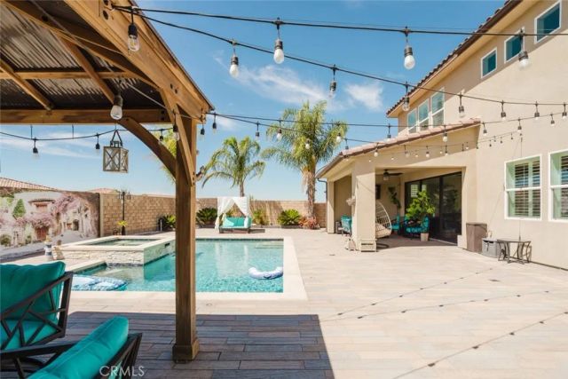 18930 Carranza Lane, Saugus, CA 91350