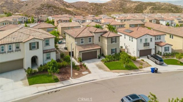 18930 Carranza Lane, Saugus, CA 91350