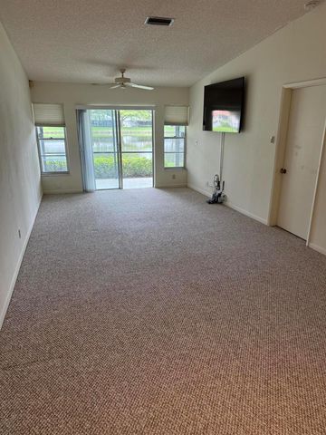18528 Hidden Way, Boca Raton, FL 33496