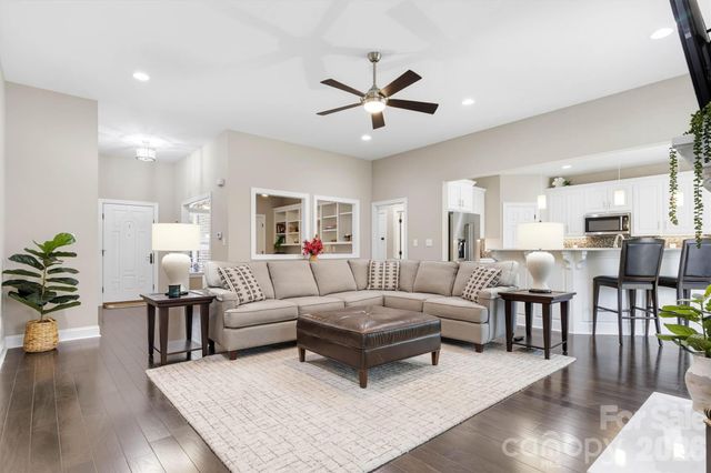 7882 Ballentrae Place, Stanley, NC 28164