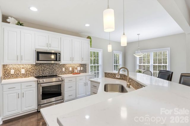 7882 Ballentrae Place, Stanley, NC 28164