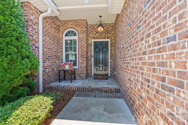 7882 Ballentrae Place, Stanley, NC 28164