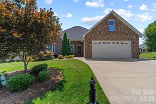 7882 Ballentrae Place, Stanley, NC 28164