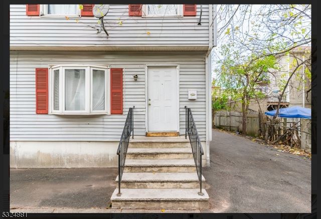 75 4th St, Newark City, NJ 07107