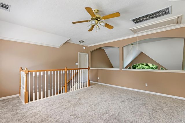 123 Burwell Road Road, Highlands, TX 77562