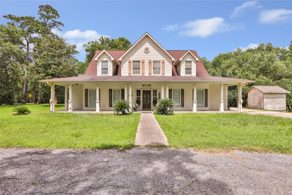 123 Burwell Road Road, Highlands, TX 77562