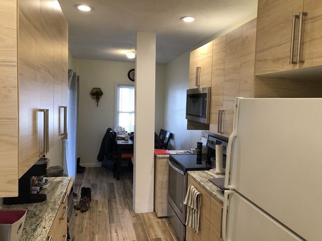 10 Williams St C2, Salem, MA 01970