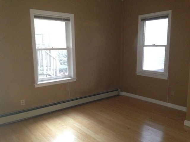 10 Williams St C2, Salem, MA 01970