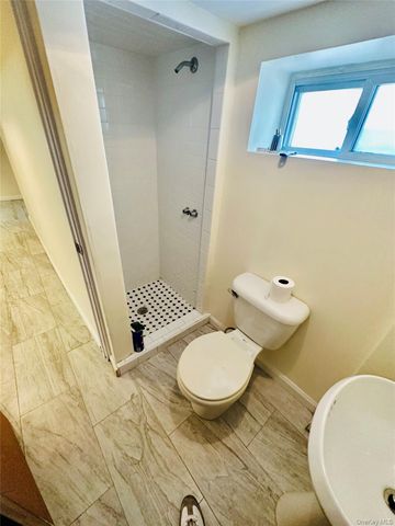 11124 170th Street, Jamaica, NY 11433