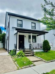 11124 170th Street, Jamaica, NY 11433