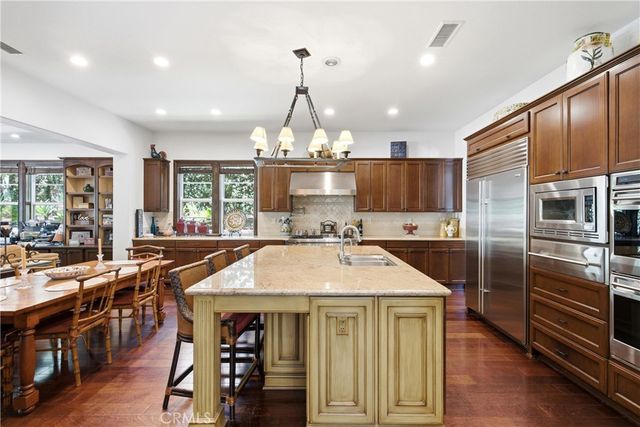 27361 Calle De La Rosa, San Juan Capistrano, CA 92675