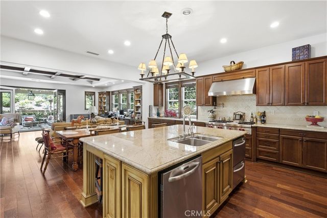 27361 Calle De La Rosa, San Juan Capistrano, CA 92675