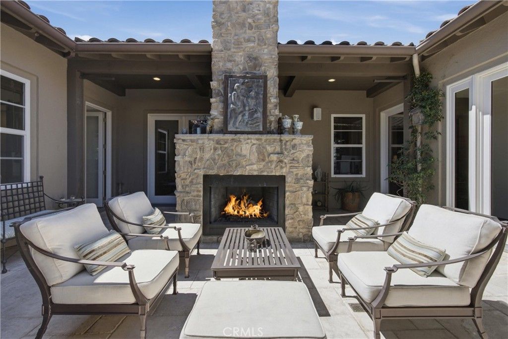 27361 Calle De La Rosa, San Juan Capistrano, CA 92675 — photo 2